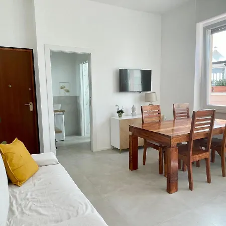 Poetto House-ausonia Apartment *