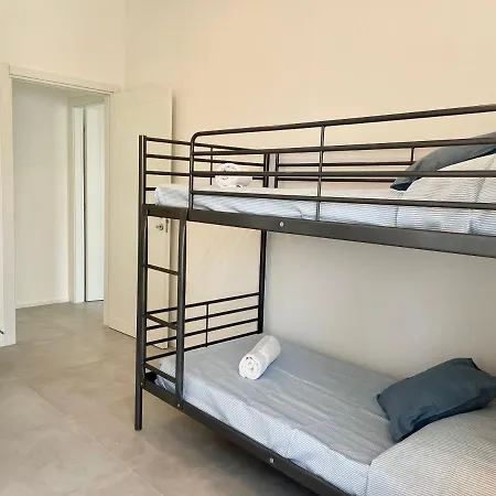 Apartment Poetto House-ausonia